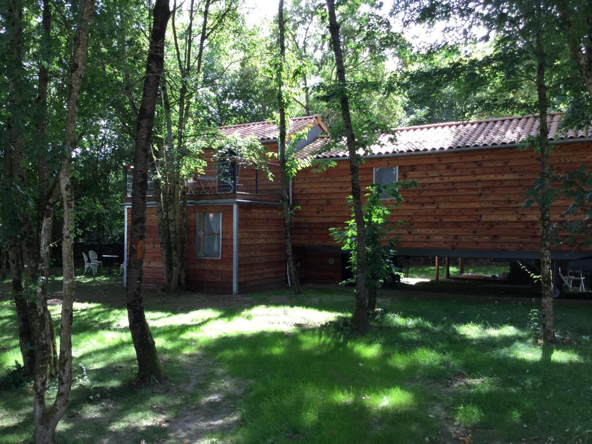 Colibri Loc - Insolite - 3 Etoiles - Parc - Etang - Familles - Soiree Ok Brigne Εξωτερικό φωτογραφία